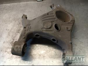 Gebruikte Draagarm onder links-achter Landrover Discovery Sport (LC) 2.0 TD4 150 16V Prijs € 151,25 Inclusief btw aangeboden door Garage Callant