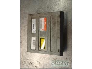 Gebruikte Module Navigatie Landrover Discovery III (LAA/TAA) 2.7 TD V6 Prijs € 211,75 Inclusief btw aangeboden door Garage Callant