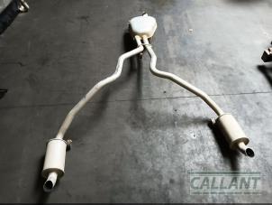 Gebruikte Uitlaat Midden + Einddemper Landrover Discovery III (LAA/TAA) 2.7 TD V6 Prijs € 235,95 Inclusief btw aangeboden door Garage Callant