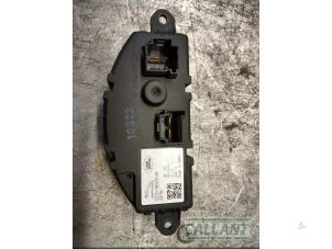 Begagnade Motstånd, kupéfläkt Jaguar XE 2.0d 180 16V Pris € 30,25 Inklusive moms erbjuds av Garage Callant