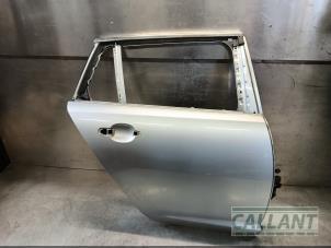 Begagnade Bakdörr, 4-dörrars, höger Jaguar XF Sportbrake 2.2 D 16V Pris € 786,50 Inklusive moms erbjuds av Garage Callant