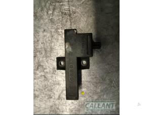 Begagnade Antenn (diverse) Audi SQ5 (8RB) 3.0 TDI V6 24V Pris € 24,20 Inklusive moms erbjuds av Garage Callant