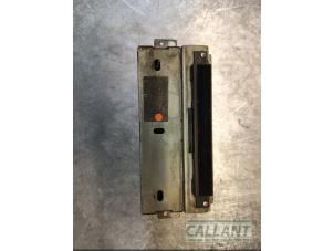 Begagnade Navigeringsmodul Landrover Range Rover IV (LG) 5.0 V8 32V Supercharged Pris € 514,25 Inklusive moms erbjuds av Garage Callant