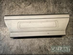 Begagnade Dörrtröskel, höger Landrover Range Rover IV (LG) 5.0 V8 32V Supercharged Pris € 60,50 Inklusive moms erbjuds av Garage Callant