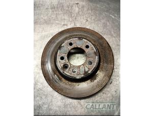 Begagnade Främre bromsskiva Landrover Range Rover Sport (LS) 2.7 TDV6 24V Pris € 30,25 Inklusive moms erbjuds av Garage Callant