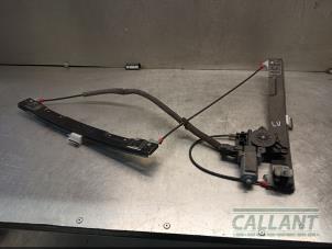 Gebruikte Ruitmechaniek 4Deurs links-voor Jaguar XF (CC9) 3.0 D V6 24V Prijs € 121,00 Inclusief btw aangeboden door Garage Callant