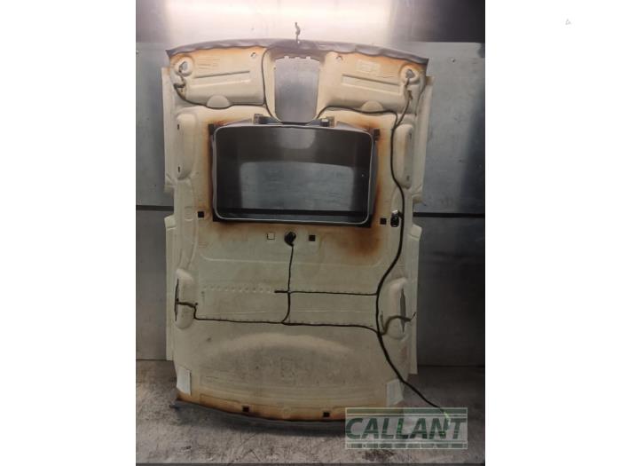 Inre takklädsel från en Jaguar S-type (X200) 2.5 V6 24V 2003