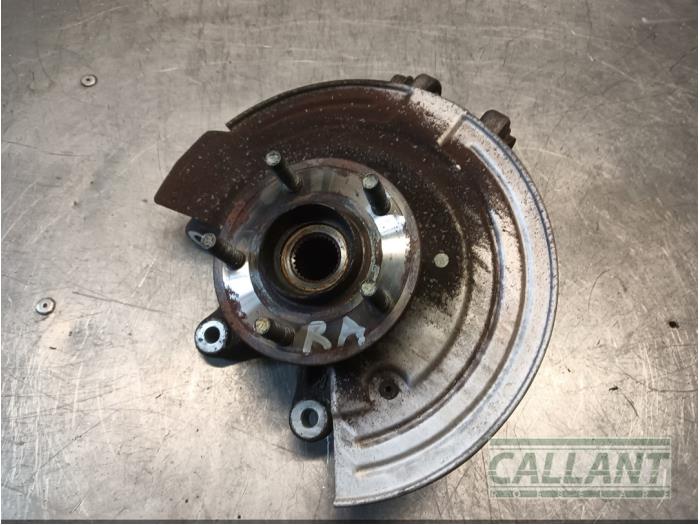 Spindel, höger bak från en Jaguar S-type (X200) 2.5 V6 24V 2003