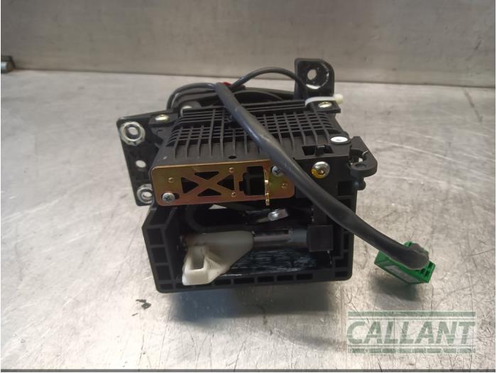 Växelspak från en Jaguar S-type (X200) 2.5 V6 24V 2003