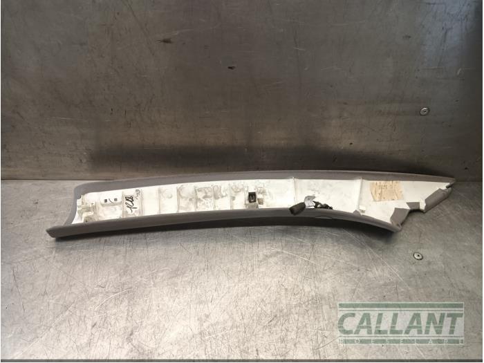 Liststripe, höger fram från en Jaguar S-type (X200) 2.5 V6 24V 2003