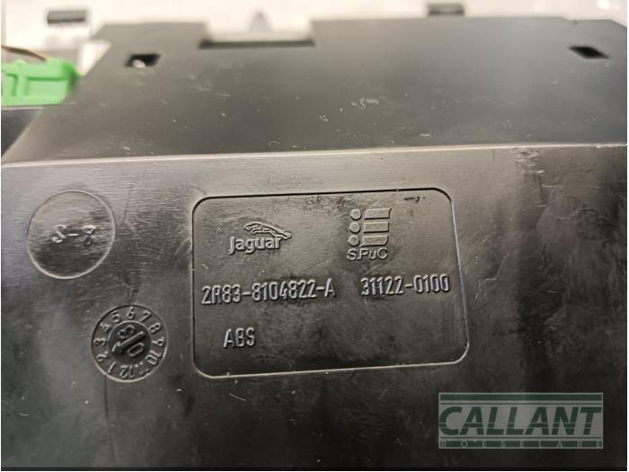 Askkopp, fram från en Jaguar S-type (X200) 2.5 V6 24V 2003