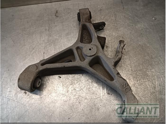 Bakre undre gaffelben, vänster från en Jaguar S-type (X200) 2.5 V6 24V 2003