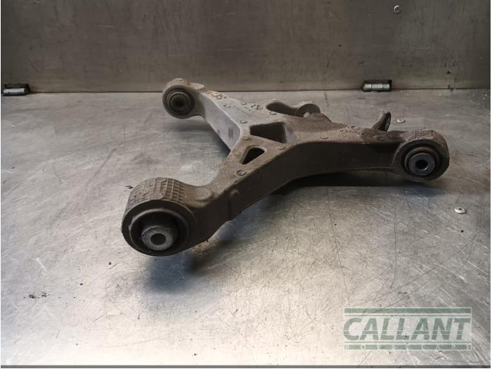 Bakre undre gaffelben, vänster från en Jaguar S-type (X200) 2.5 V6 24V 2003