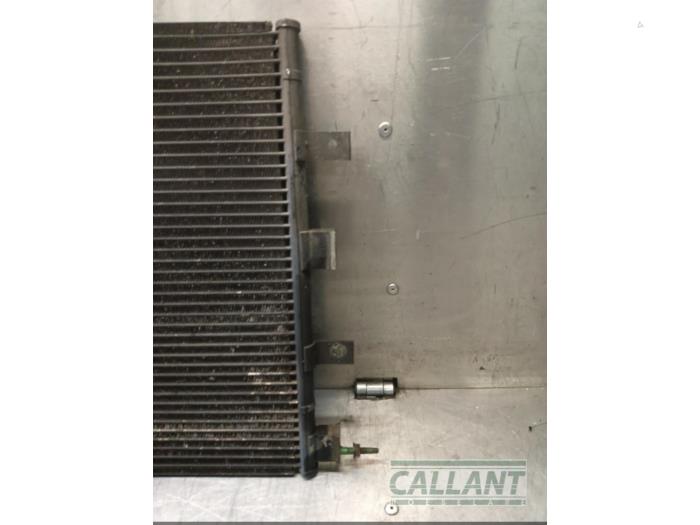 Kondensor, luftkonditionering från en Jaguar S-type (X200) 2.5 V6 24V 2003