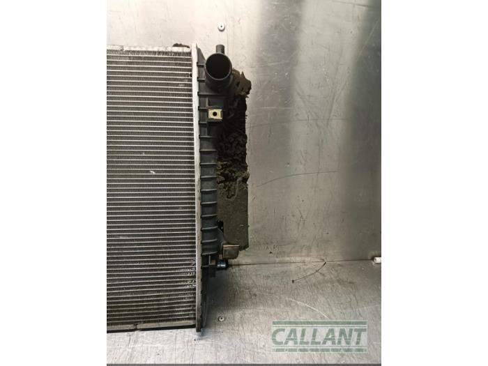 Kylare från en Jaguar S-type (X200) 2.5 V6 24V 2003