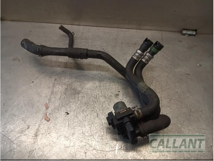 Extra vattenpump från en Jaguar S-type (X200) 2.5 V6 24V 2003