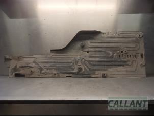 Gebruikte Beschermplaat bodem Jaguar S-type (X200) 2.5 V6 24V Prijs € 90,75 Inclusief btw aangeboden door Garage Callant