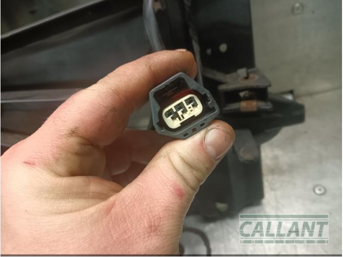 Kylfläkt från en Jaguar S-type (X200) 2.5 V6 24V 2003