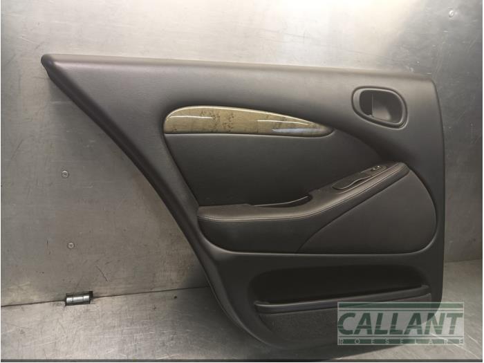 List, bakdörr, 4-dörrars, vänster från en Jaguar S-type (X200) 2.5 V6 24V 2003