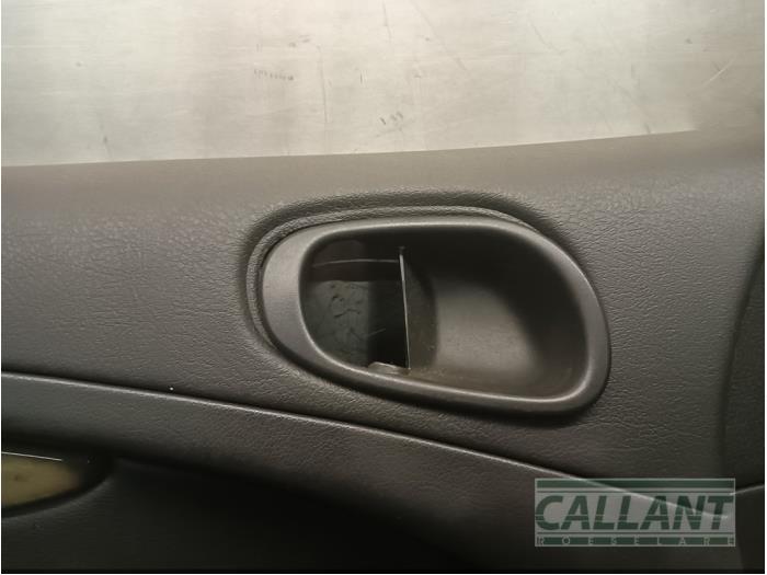 List, framdörr, 4-dörrars, vänster från en Jaguar S-type (X200) 2.5 V6 24V 2003