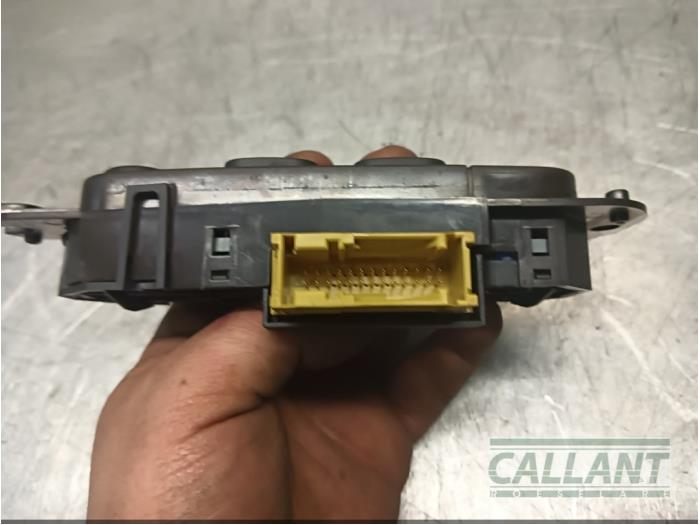 Flerfunktionsbrytare, fönster från en Jaguar S-type (X200) 2.5 V6 24V 2003