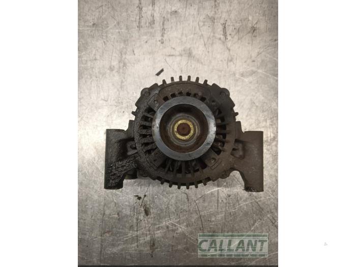 Dynamo från en Jaguar S-type (X200) 2.5 V6 24V 2003