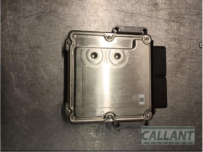 Dator, motorstyrning från en Land Rover Discovery Sport (LC) 2.0 TD4 150 16V 2018