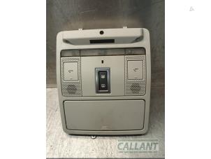 Begagnade Innerbelysning, fram Landrover Discovery Sport (LC) 2.0 TD4 150 16V Pris € 121,00 Inklusive moms erbjuds av Garage Callant