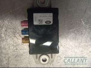 Begagnade GPS-antenn Landrover Discovery Sport (LC) 2.0 TD4 150 16V Pris € 30,25 Inklusive moms erbjuds av Garage Callant