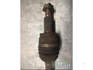 Gebruikte Steekas links-achter Landrover Discovery Sport (LC) 2.0 TD4 150 16V Prijs € 151,25 Inclusief btw aangeboden door Garage Callant