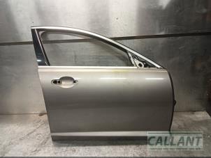 Begagnade Framdörr, 4-dörrars, höger Jaguar XF (CC9) 2.7 D V6 24V Pris € 302,50 Inklusive moms erbjuds av Garage Callant