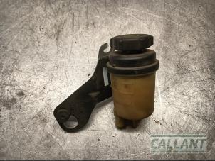Gebruikte Stuurbekrachtiging Olie Reservoir Jaguar XF (CC9) 2.2 D 16V Prijs € 18,15 Inclusief btw aangeboden door Garage Callant