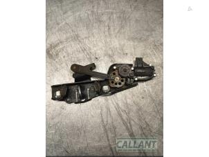 Gebruikte Kofferdeksel Slotmechaniek Landrover Range Rover Sport (LS) 3.0 S TDV6 Prijs € 60,50 Inclusief btw aangeboden door Garage Callant