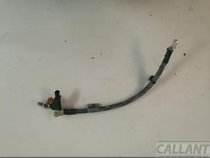 Begagnade Batteriterminal Jaguar F-Pace 2.0 D 180 16V AWD Pris € 42,35 Inklusive moms erbjuds av Garage Callant