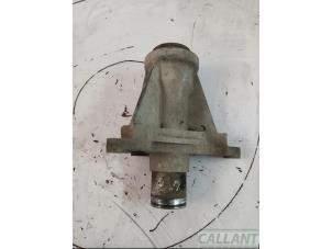 Begagnade Axelstöd Jaguar F-Pace 2.0 D 180 16V AWD Pris € 30,25 Inklusive moms erbjuds av Garage Callant