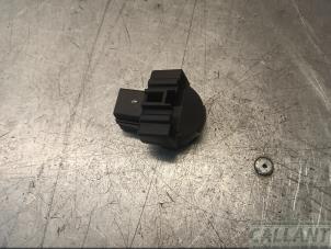 Begagnade Elektronisk tändnyckel Jaguar X-type 2.1 V6 24V Pris € 66,55 Inklusive moms erbjuds av Garage Callant