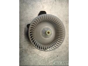 Begagnade Fläktmotor för uppvärmning och ventilation Landrover Range Rover Sport (LW) 3.0 D250 MHEV Pris € 90,75 Inklusive moms erbjuds av Garage Callant