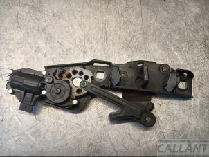 Gebruikte Kofferdeksel Slotmechaniek Landrover Range Rover Sport (LS) 3.6 TDV8 32V Prijs € 60,50 Inclusief btw aangeboden door Garage Callant