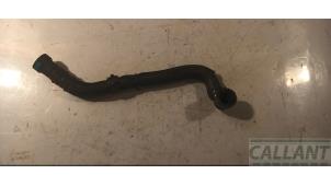 Gebruikte Waterpijp Landrover Discovery Sport (LC) 1.5 P300e 12V AWD Prijs € 24,20 Inclusief btw aangeboden door Garage Callant