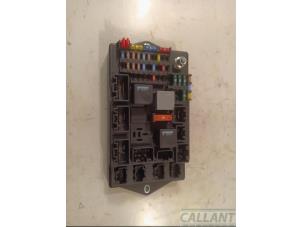 Gebruikte Zekeringkast Jaguar XK Convertible 4.2 V8 32V Prijs € 937,75 Inclusief btw aangeboden door Garage Callant