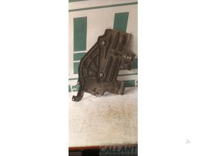 Używane Plyta ochronna podlogowa Volvo V60 II (ZW) 2.0 T6 16V Twin Engine Cena € 30,25 Z VAT oferowane przez Garage Callant