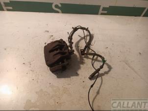 Używane Zacisk hamulcowy lewy przód Landrover Range Rover Sport (LS) 2.7 TDV6 24V Cena € 60,50 Z VAT oferowane przez Garage Callant