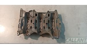 Begagnade Oljetråg Landrover Discovery Sport (LC) 2.0 TD4 150 16V Pris € 139,15 Inklusive moms erbjuds av Garage Callant