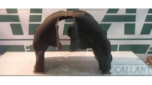 Begagnade Isolering, hjulhus Audi A6 Avant (C7) 2.0 TDI 16V Pris € 30,25 Inklusive moms erbjuds av Garage Callant