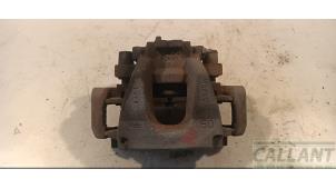 Używane Zacisk hamulcowy prawy przód Jaguar XF (X260) 2.0d 180 16V Cena € 60,50 Z VAT oferowane przez Garage Callant