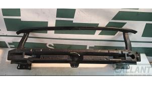 Begagnade Främre stötfångarram Volkswagen Golf VII Variant (AUVV) 1.6 TDI BMT 16V Pris € 181,50 Inklusive moms erbjuds av Garage Callant