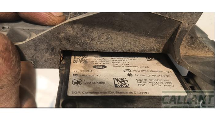 Dode hoek sensor van een Land Rover Range Rover IV (LG) 4.4 SDV8 32V 2015