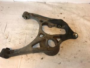 Begagnade Undre gaffelben, höger bak Mercedes R (W251) 3.0 320 CDI 24V 4-Matic Pris på förfrågan erbjuds av Autohandel-Smet Gebroeders NV