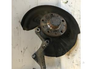 Gebruikte Asschenkel links-achter Volkswagen Sharan (7N) 2.0 TDI 16V Prijs op aanvraag aangeboden door Autohandel-Smet Gebroeders NV