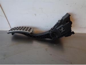 Gebruikte Sensor Gaspedaalpositie Mercedes CLA (117.3) Prijs op aanvraag aangeboden door Autohandel-Smet Gebroeders NV